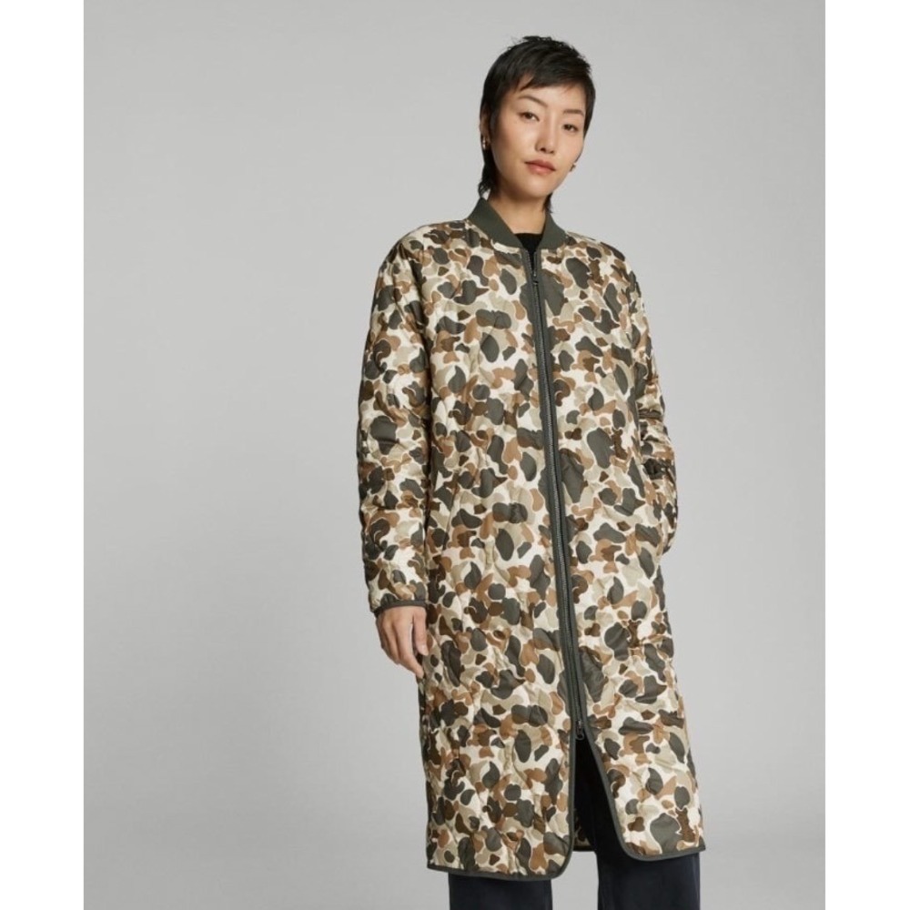 Everlane Long Liner‎ Jacket Womens Small Camo New Quilted ReNew Longline Coat